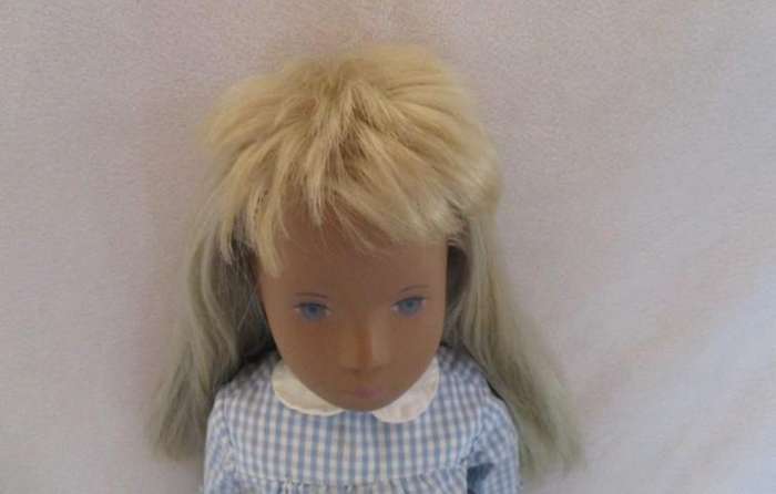 Rare Collector's doll - vintage 1960's/70's Sasha doll - Blonde Gingham Girl by Frido/Trendon