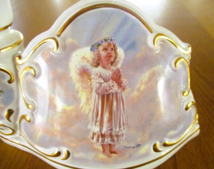 Limited edition porcelain "Circle of Light" Angel candlestick - Second issue - "Hope" - signed