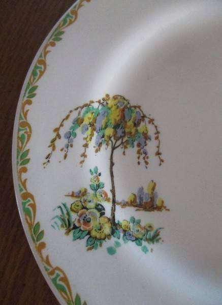 Vintage Art Deco AJ Wilkinson, Royal Staffordshire gravy/sauce boat and base plate