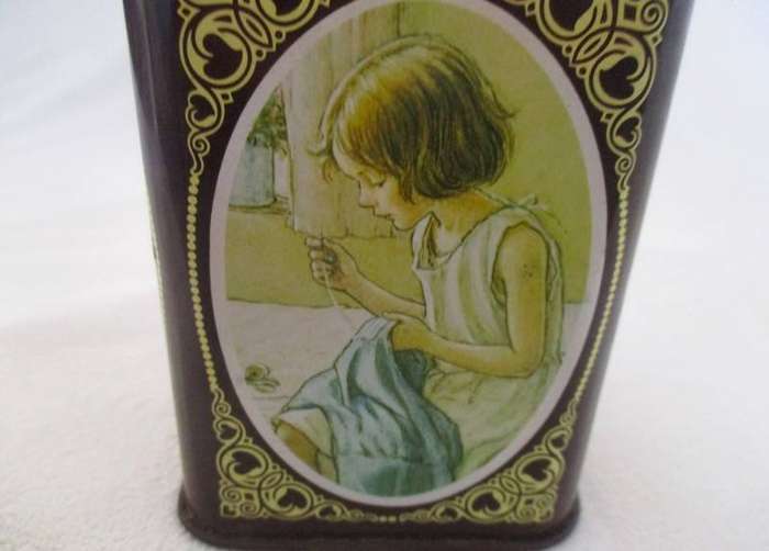 Vintage 1970's Cicely M. Barker (of Flower fairies fame) tin money box