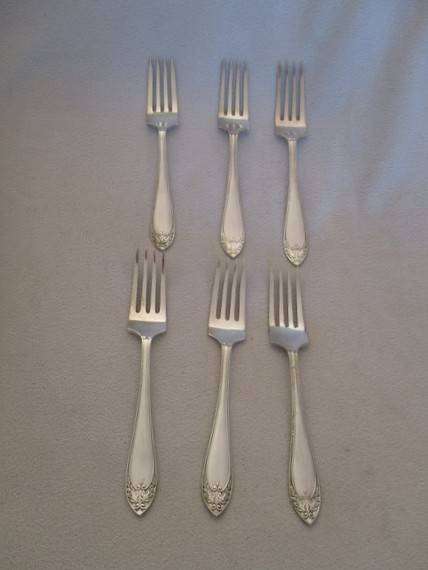 Vintage Yeoman, England EPNS cake fork set in canister