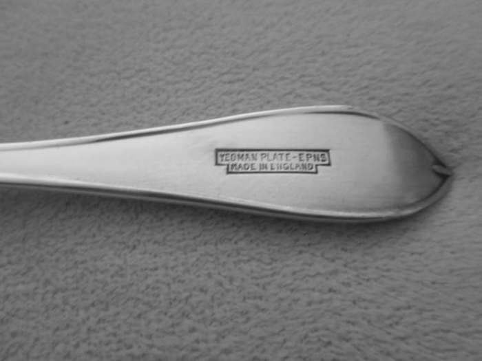 Vintage Yeoman, England EPNS cake fork set in canister