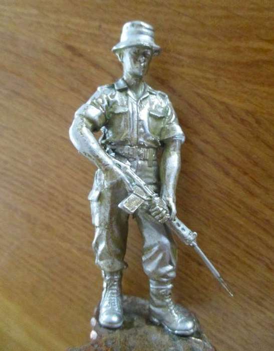 Metal S A Border War Troopie on copper stand - "Ons sal antwoord op jou roepstem"
