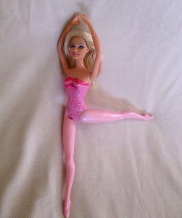 Pretty Mattel Barbie ballerina doll with pink highlights in hair