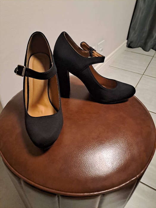 Black Block Shoes