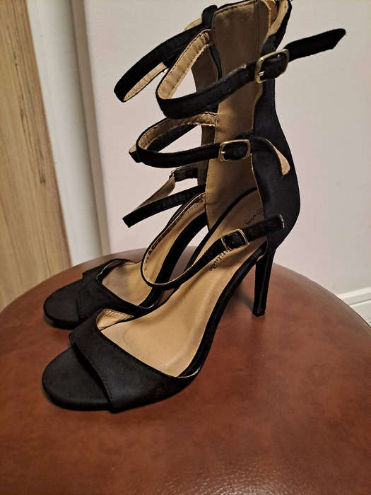 Size 6 Shoes