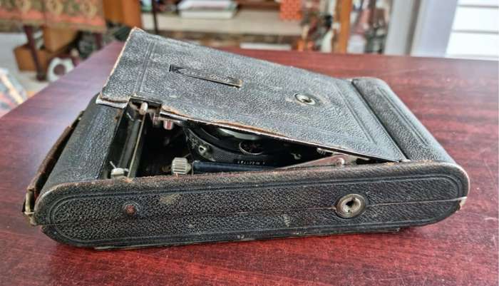Zeiss Ikon Compur folding camera