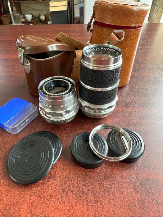 2 lenses by Voigtländer -  1:4 / 135 lense and a 1:4.8 / 100