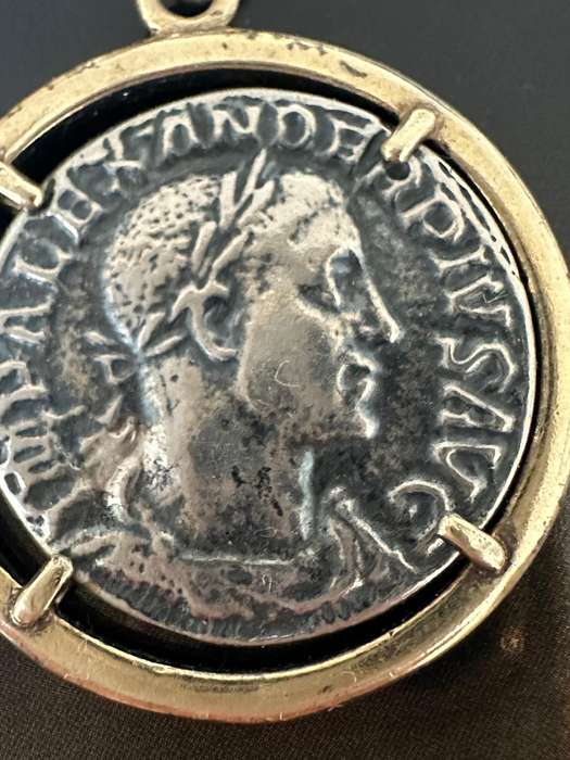 Cesarstwo Rzymskie, Aleksander Sewer Ancient coin
