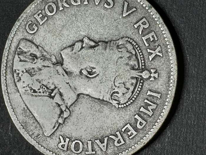 1925 2 1/2 shilling union of SA coin