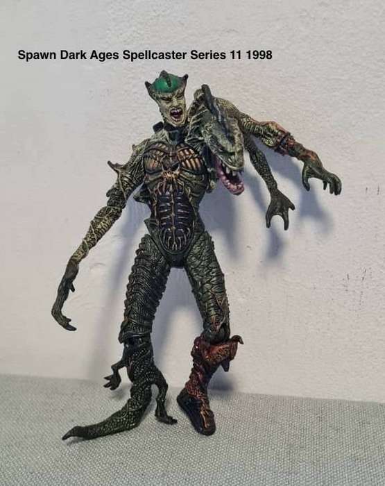 McFarlane Toys Spawn Dark Ages The Spellcaster Action Figure 1998 Series 11 - READ DESCRIPTION