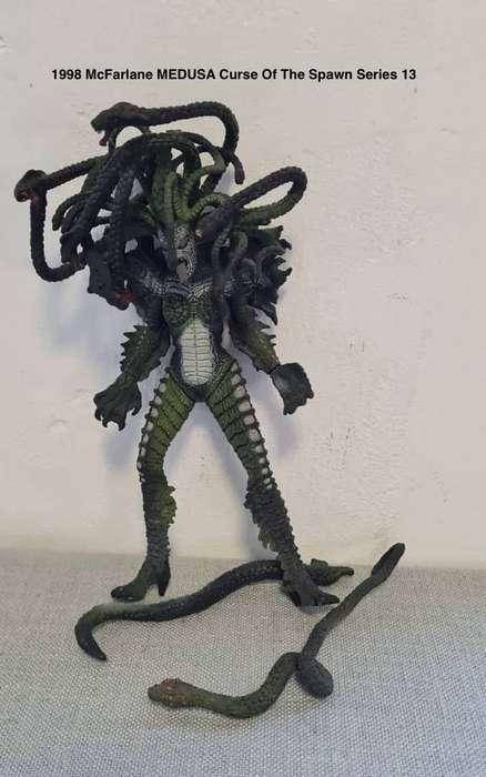 McFarlane Toys Curse of the Spawn Medusa Series 13 Action Figure 1998 - READ DESCRIPTION