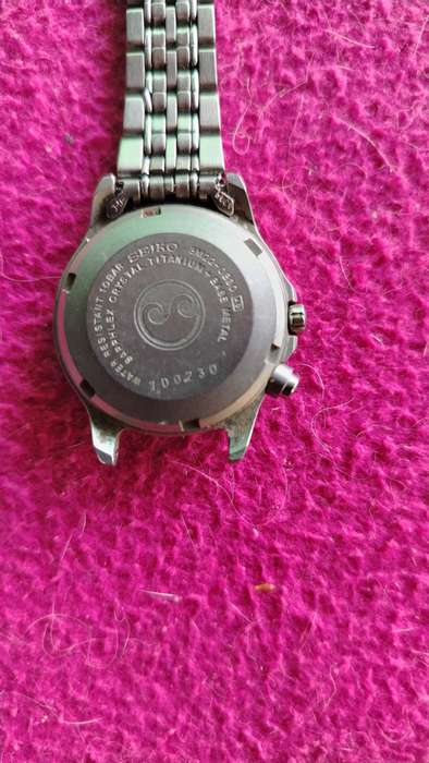 SEIKO KINETIC TITANIUM WOMANS WATCH