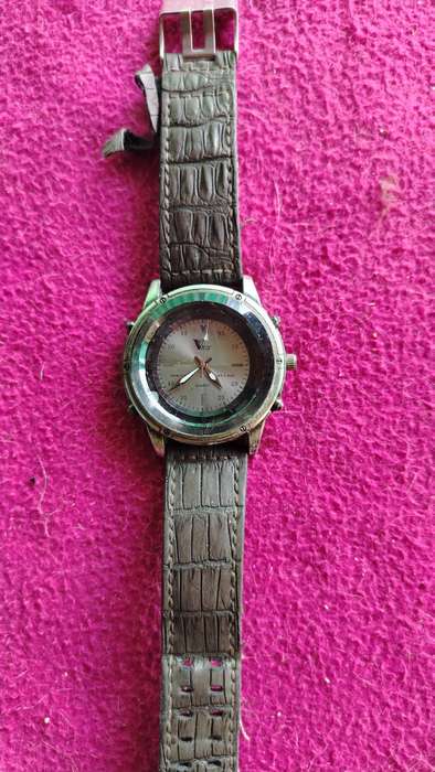 VICTORY CLOUD MENS WATCH