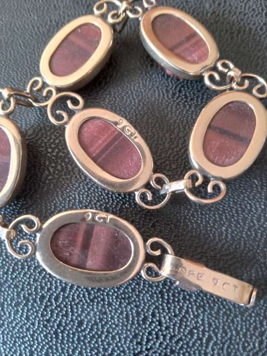 Vintage 9ct Gold And Red Tiger's Eye Link Bracelet
