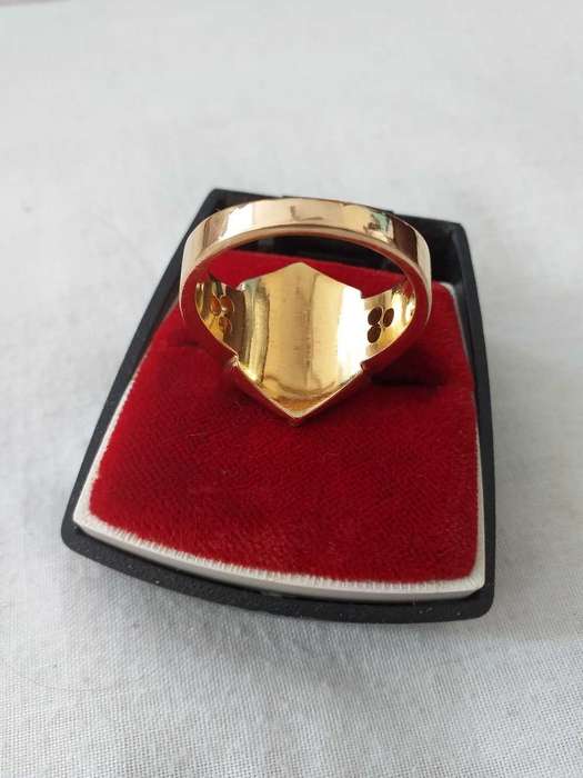A Very Rare Antique 18ct Gold And Sardonix Spread Eagle Seal Ring - (15.2g)