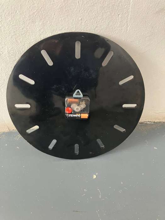 Creative resin art wall clock