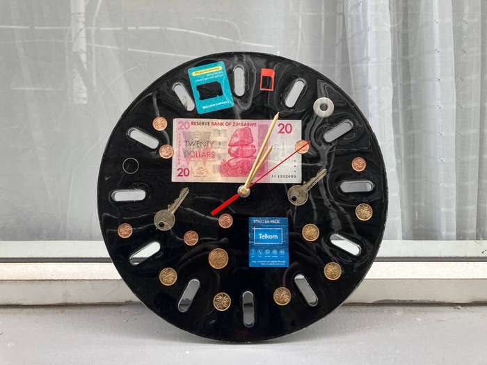 Creative resin art wall clock