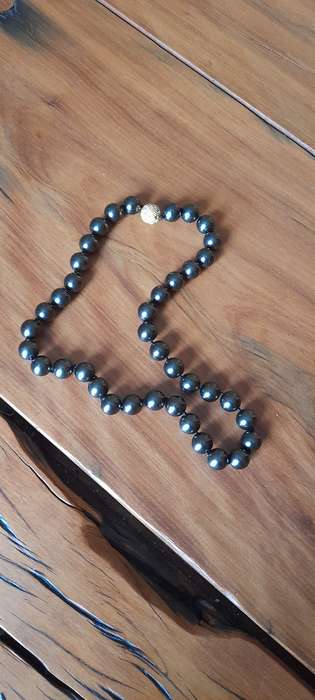 10mm Sea Shell Pearl Quality Black Necklace