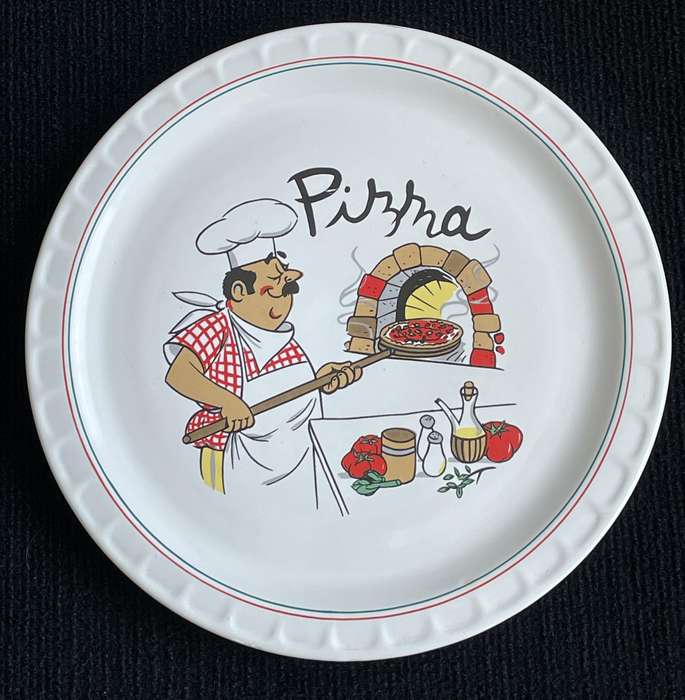 VINTAGE RETRO PIZZA SERVING PLATE 30.5CM