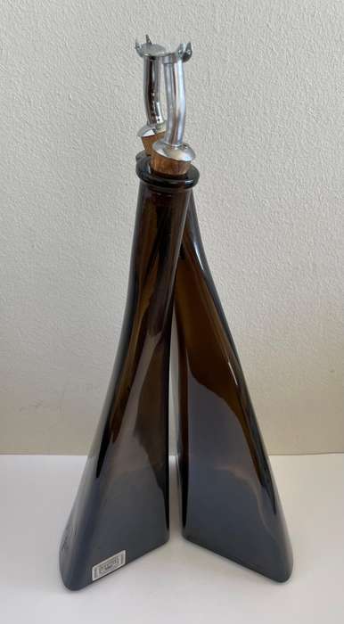 O.FREY & CO INTERLOCKING TWO GLASS PACO BERNE (SWITZERLAND) 1970 WINE BOTTLE SET