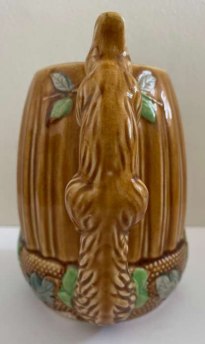 SYLVAC SQUIRREL PITCHER