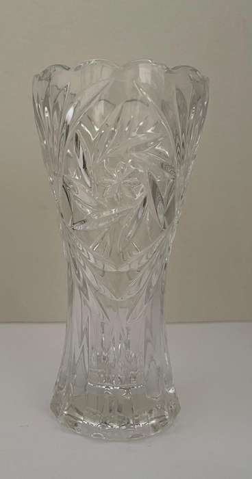 VINCENNES J G DURAND - FRANCE - LEAD CRYSTAL CUT GLASS VASE 15CM