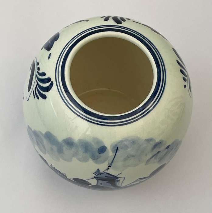 DELFT HAND PAINTED GINGER JAR - 12CM