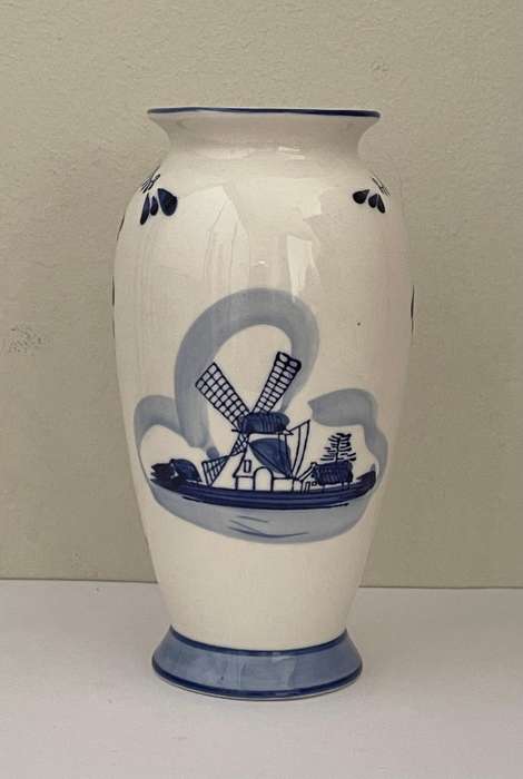 DUTCH DELFT WINDMILL & FLOWERS VASE 17CM