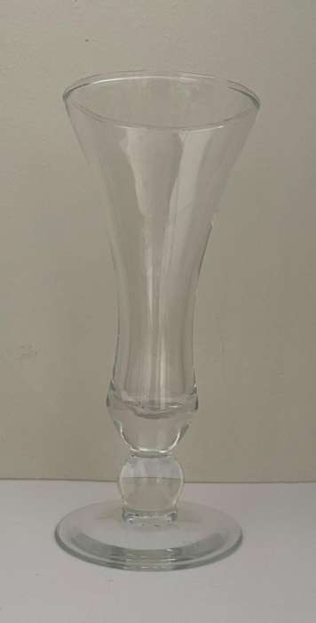 GLASS VASE 23CM