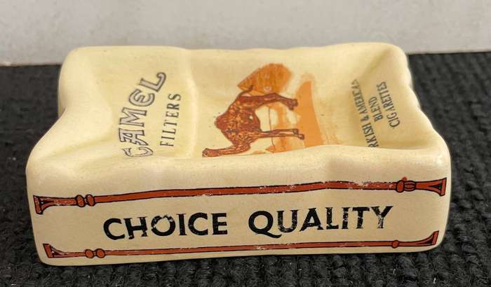 VINTAGE COLLECTABLE CAMEL ASHTRAY