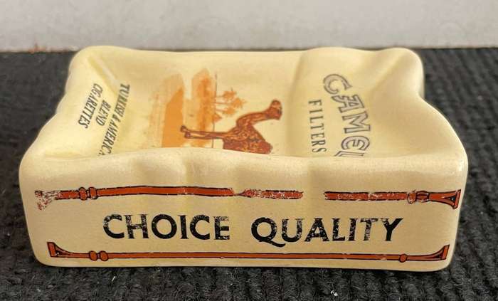 VINTAGE COLLECTABLE CAMEL ASHTRAY