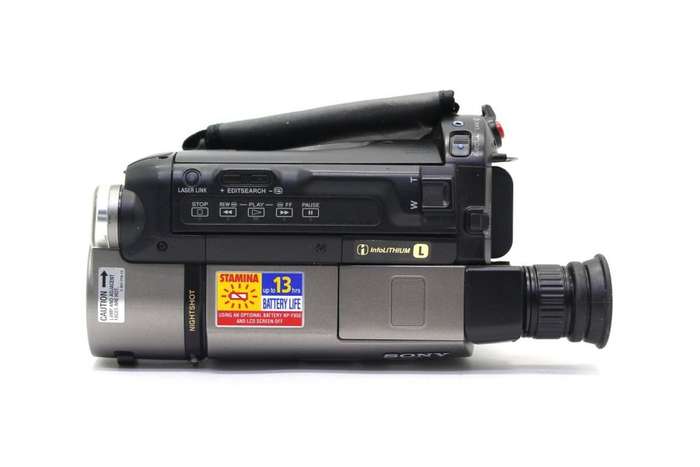 Sony CCD-TRV46E PAL Handycam Video Camera Recorder 8mm Hi8 USB Nightshot