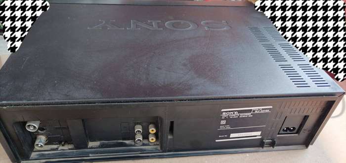SONY VCR/VHS SLV-X211(NO POWER)