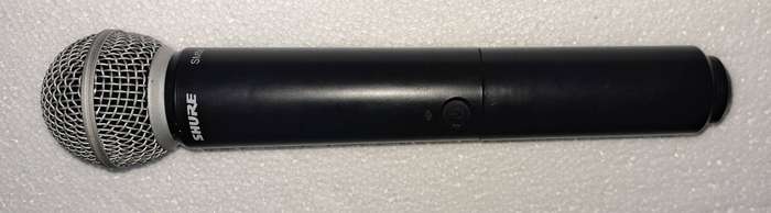 Shure wireless microphone set