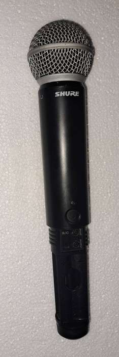 Shure wireless microphone set
