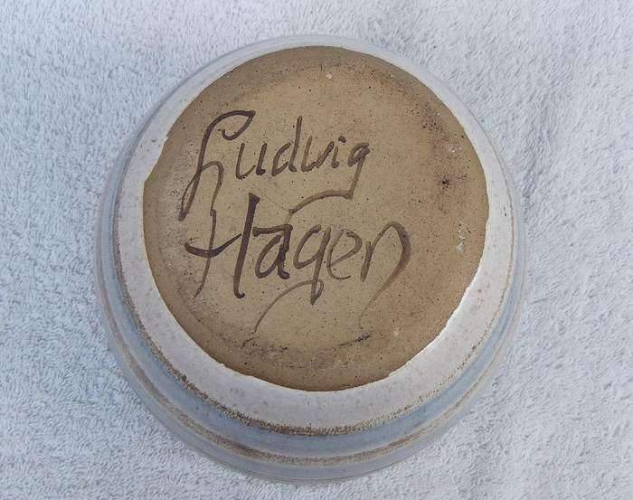 A signed vintage pottery vase by Ludwig Hagen
