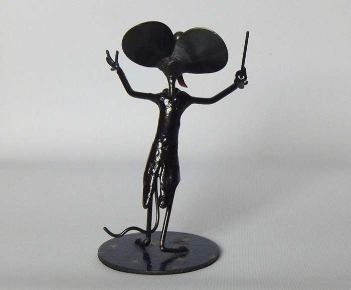 UNDER R100 - Musical figure - Metal - Rex the mouse - Conductor
