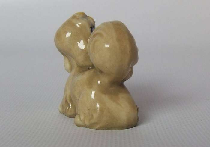 UNDER R100 - Collectable - A vintage Wade "Peg" character whimsey from Lady & The Tramp