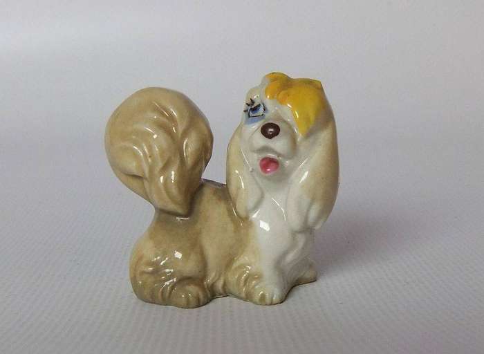 UNDER R100 - Collectable - A vintage Wade "Peg" character whimsey from Lady & The Tramp