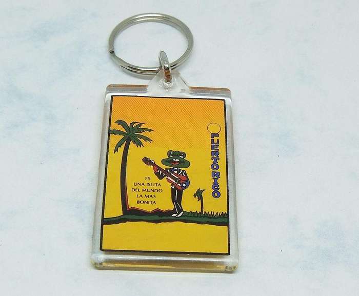 UNDER R100 - Vintage Keyring - Puerto Rico