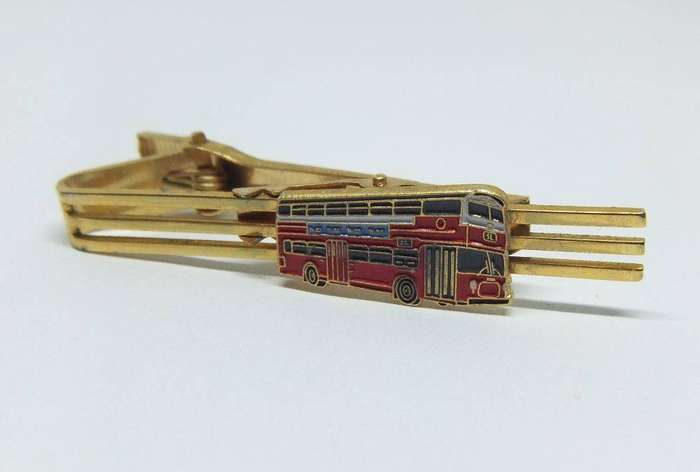 UNDER R100 - Collectable - Vintage tie pin - London bus