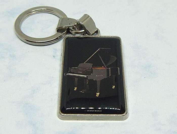 UNDER R100 - Vintage Keyring - Piano