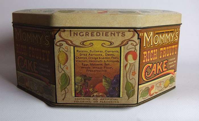 UNDER R100 - Vintage tin - Fruit cake