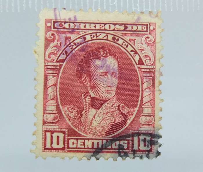 UNDER R100 -Antique / Vintage postage stamp - Venezuela 10 centimos