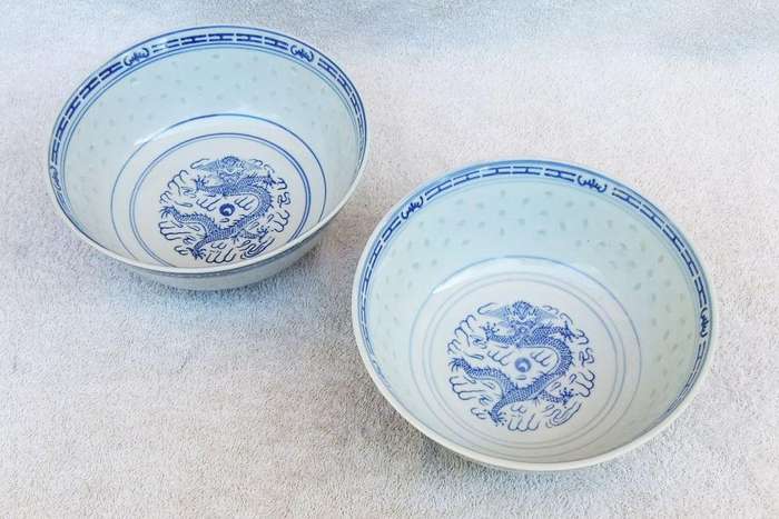 A pair of large vintage Chinese serving bowls