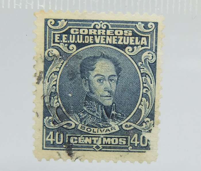 UNDER R100 -Antique / Vintage postage stamp - Venezuela 40 Centimos