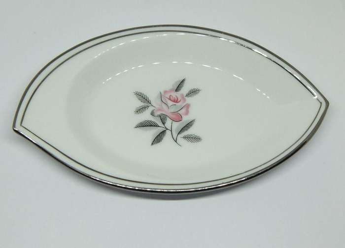 UNDER R100 - Vintage porcelain pin tray / dish - Noritake Rose
