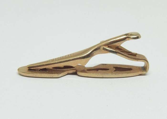 UNDER R100 - Collectable - Vintage tie pin - 69