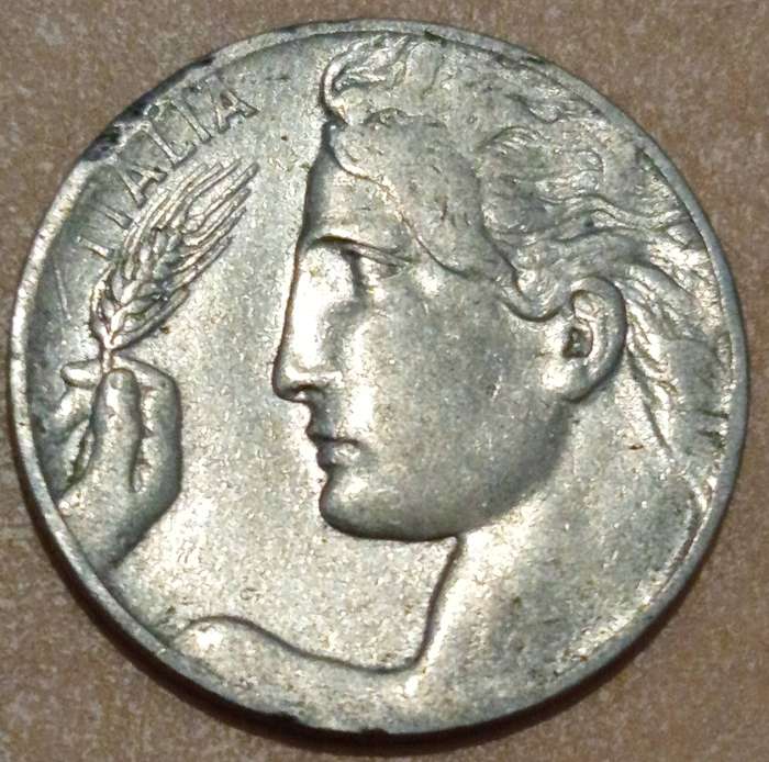 1921 ITALY 20 CENT COIN